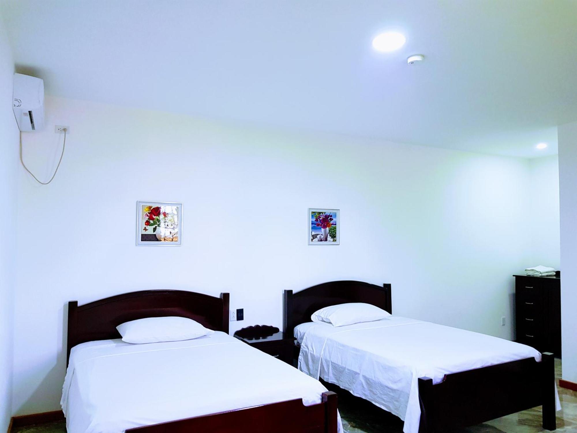 Day And Night Hotel Belmopan Exteriér fotografie
